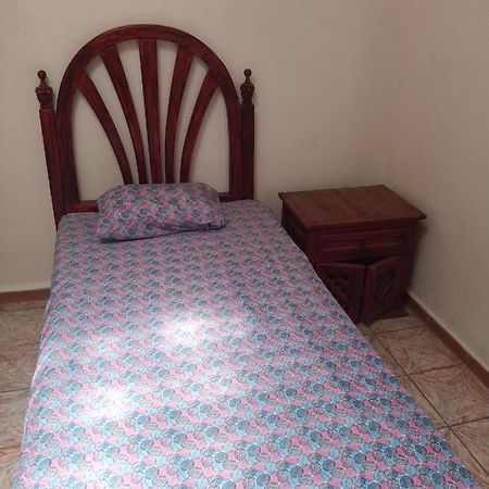 Quiroz House Hotel เลออน ภายนอก รูปภาพ